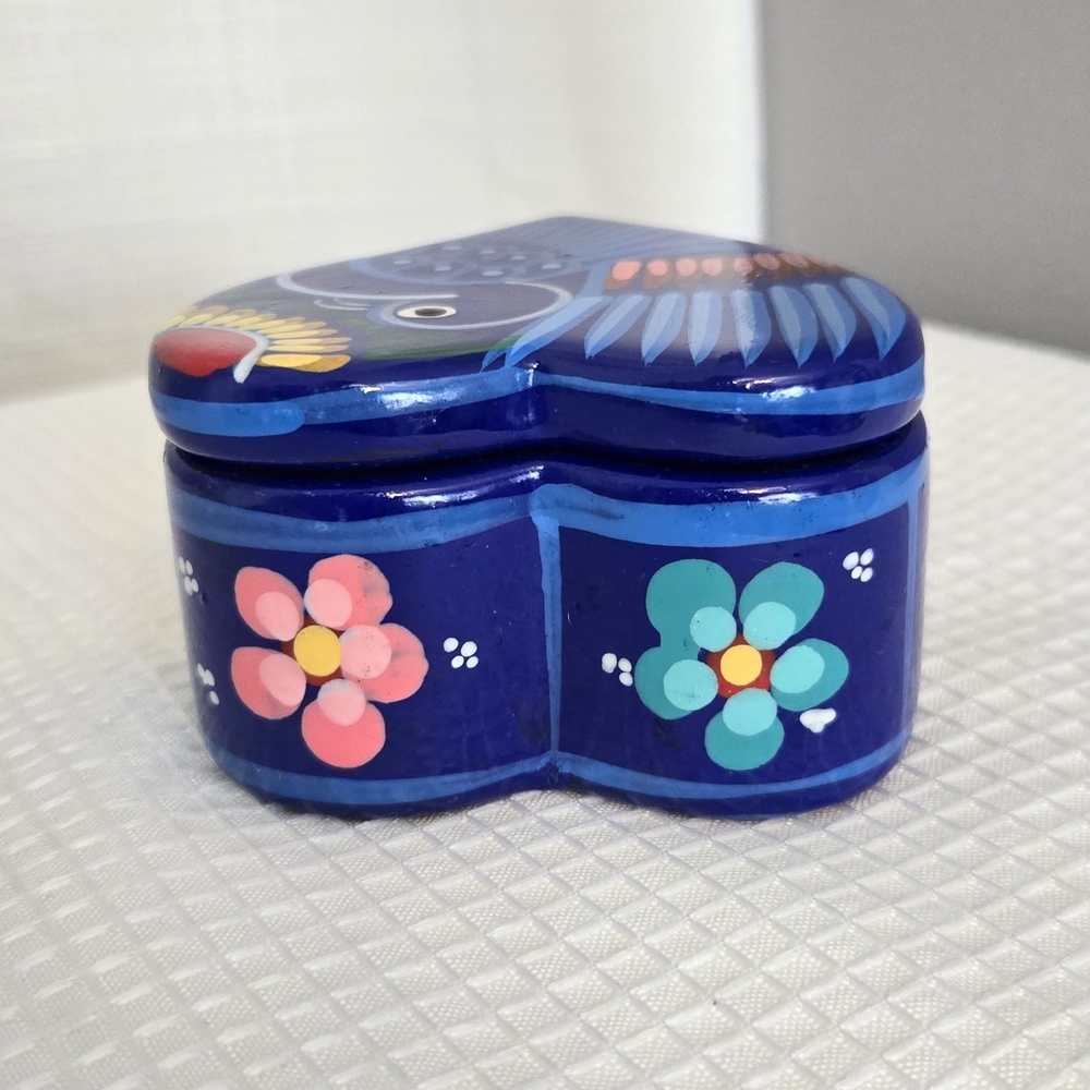 Talavera Trinket Box Blue Bird Heart Mexican Pottery Redware Vanity - Picture 3 of 8